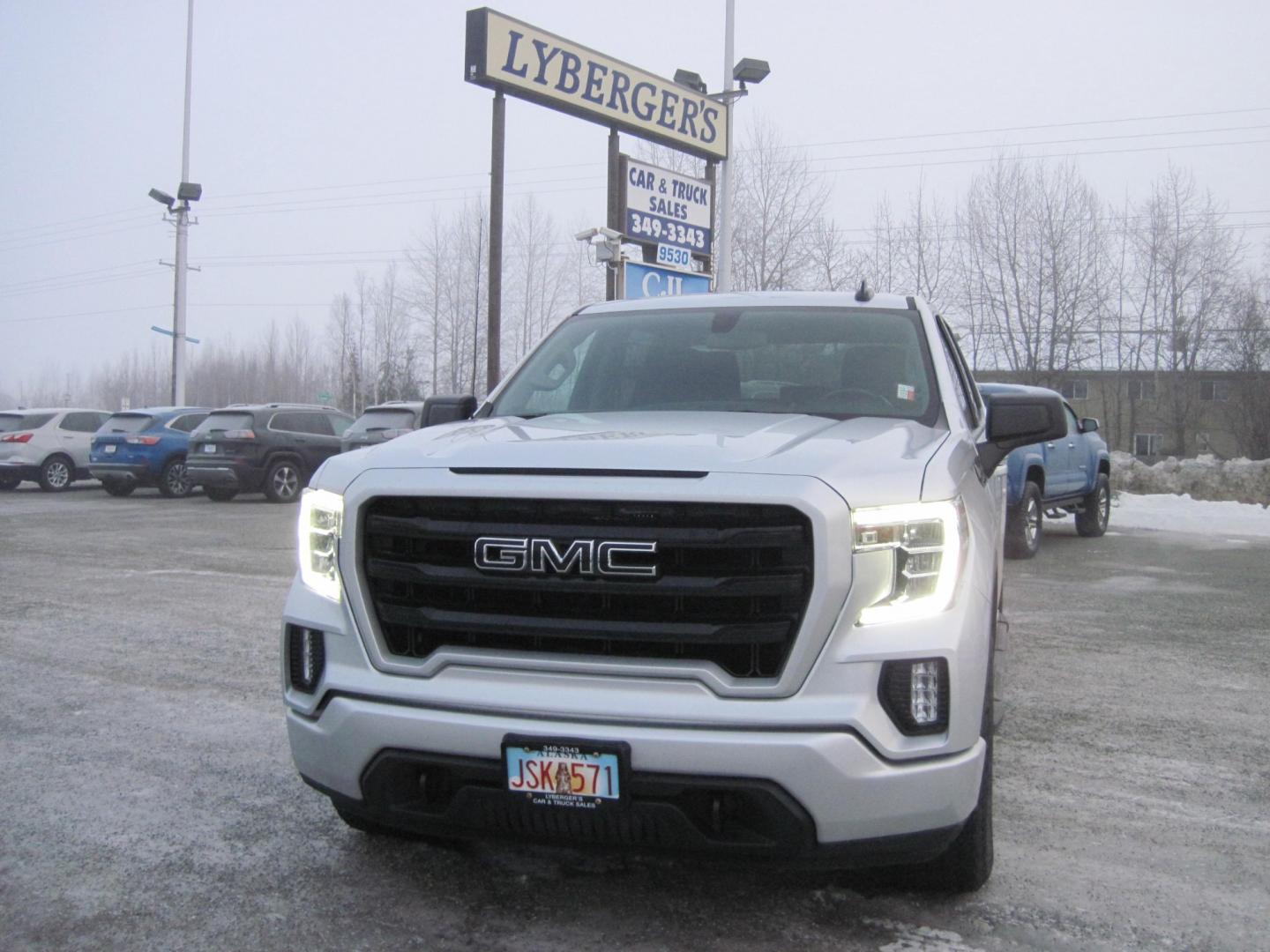 2021 silver /black GMC Sierra 1500 Elevation (3GTU9CED8MG) , located at 9530 Old Seward Highway, Anchorage, AK, 99515, (907) 349-3343, 61.134140, -149.865570 - Nice Low miles GMC Sierra 1500 come take a test drive - Photo#1
